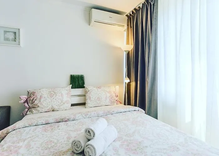 1 Room 50M2 Center Of Obolon Metro Station Minska