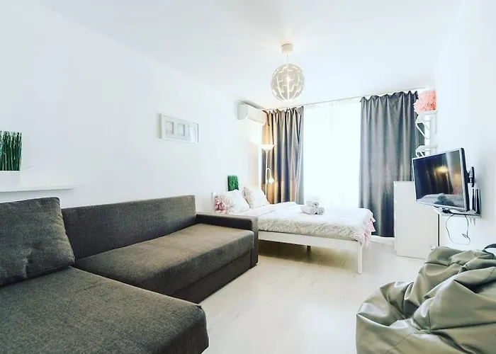 1 Room 50M2 Center Of Obolon Metro Station Minska