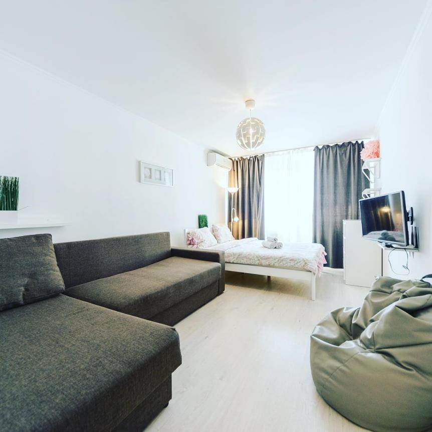 1 50m2 Center Of Obolon Metro Station Minska *